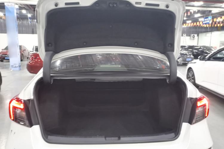 Used Honda Civic 2022 240TURBO CVT Dynamic Edition Trunk