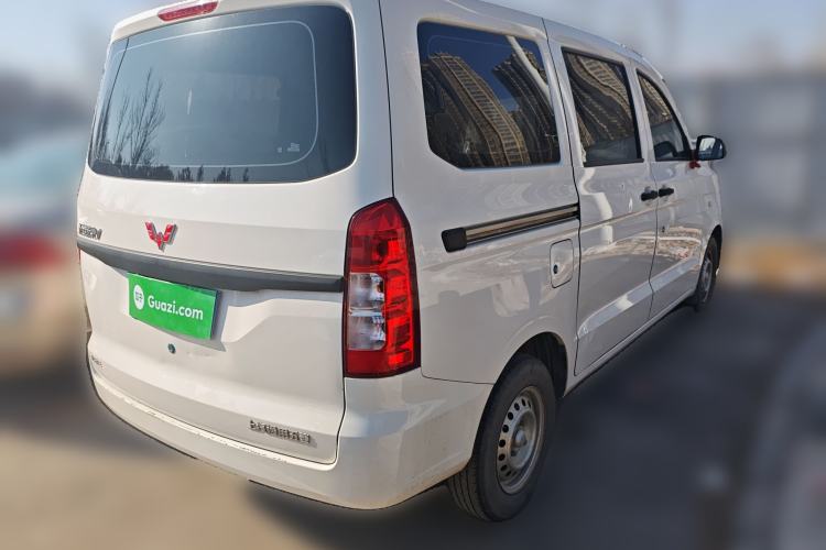 Used Wuling Hongguang V 2019 1.5L Jingqu Version China VI LAR
