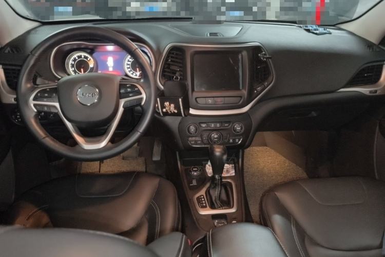 Used Jeep Cherokee 2017 2.4L Excellence Edition
