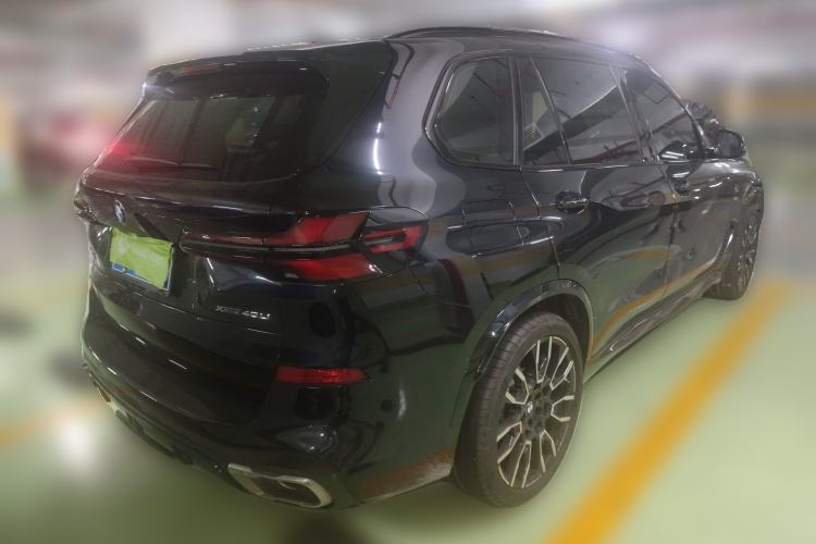 Used BMW X5 2023 xDrive 40Li M Sport Night Edition Package Rear Right 45 Deg
