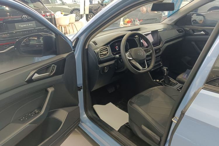 Used Volkswagen Tharu 2025 NewRui 300TSI Prestige Edition Driver Seat