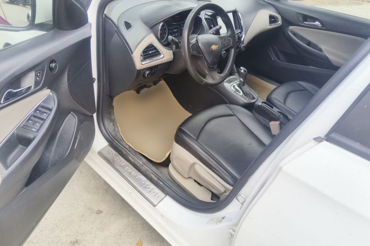 Used Chevrolet Cruze 2015 1.5L Automatic Luxury Edition