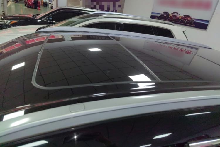 Used Honda CR-V 2023 240TURBO Two-Wheel-Drive Luxury Version 5 Seats
