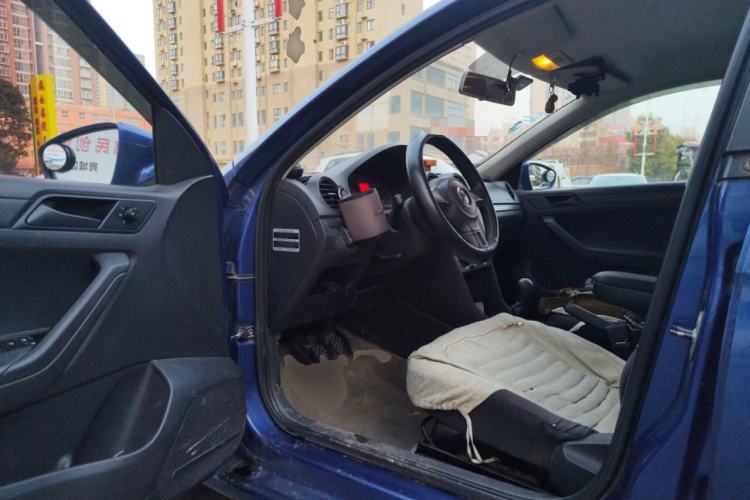 Used Volkswagen Jetta 2013 1.4L Manual Fashion Model Driver Seat