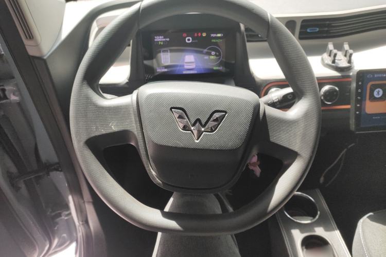 Used Wuling Hongguang MINIEV 2020 Zizai Version Lithium-NMC Steering Wheel
