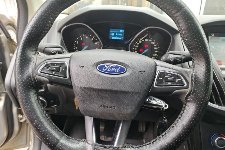 Used Ford Focus 2017 Sedan 1.6L Manual Fashion Edition Smart Drive Version