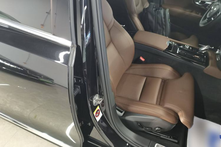 Used Volvo S90 New Energy 2025 Plug-in Hybrid Four-Wheel Drive Long-Range Luxury Smart Edition Right Front Seat