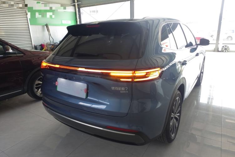 Used Geely Galaxy Galaxy Xingjian 7 EM-i 2025 120km Flagship Edition
