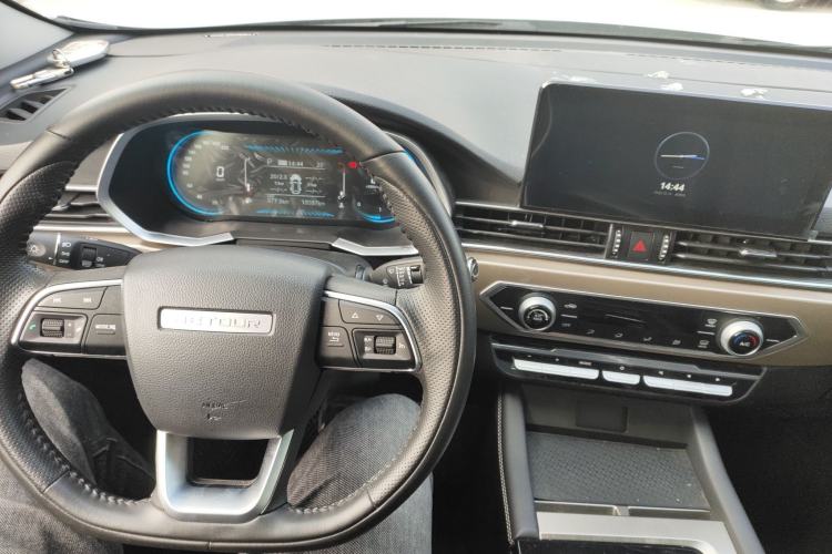 Used JETOUR X70 2024 1.5T DCT Enjoyment Edition 5 Seats