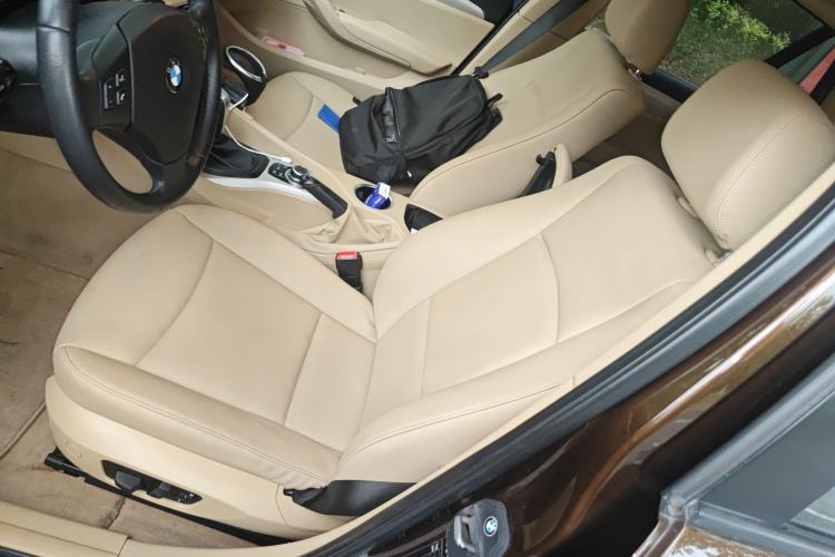 Used BMW X1 2012 sDrive18i Luxury Edition Left Front Seat