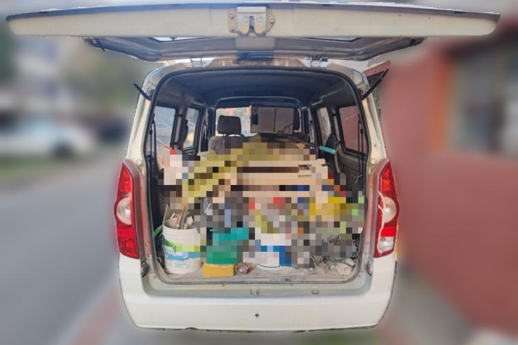 Used BAIC Weiwang 306 2011 1.3L base model 7 seats Trunk