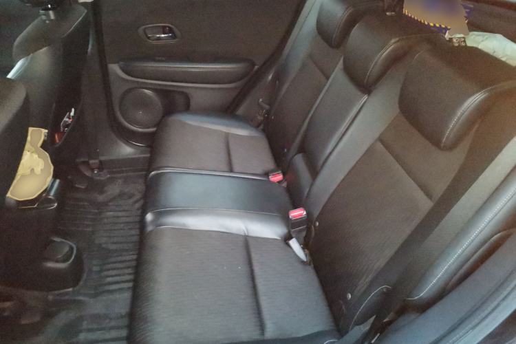 Used Honda Vezel 2020 1.5L CVT Pioneer Edition Left Rear Seat