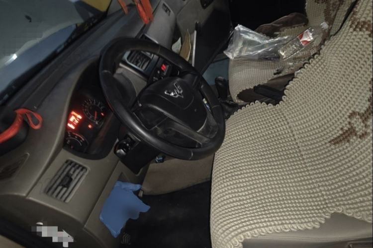 Used Wuling Rongguang V 2019 1.5L Van - Utility Model Interior 1