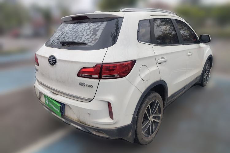 Used Bestune X40 2018 Internet Celebrity Edition 1.6L Automatic Luxury Version
