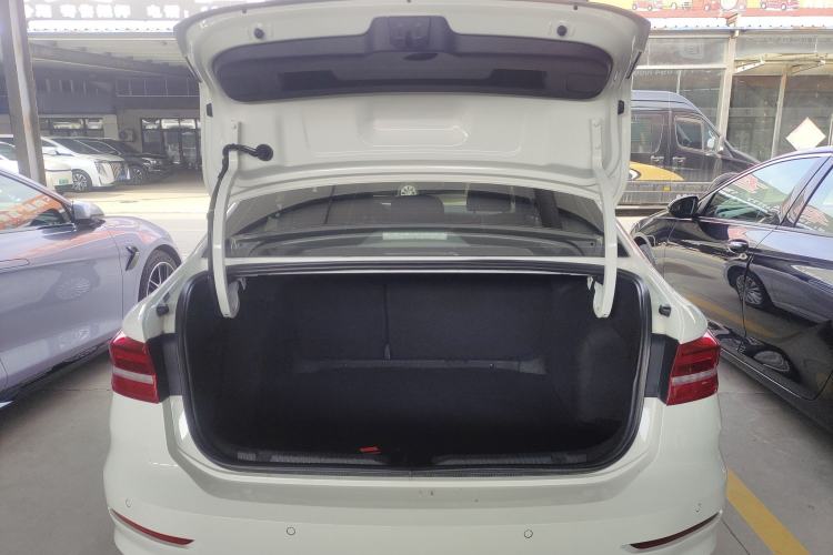 Used Volkswagen Lavida 2019 1.5L Automatic Comfort Edition China VI Standard