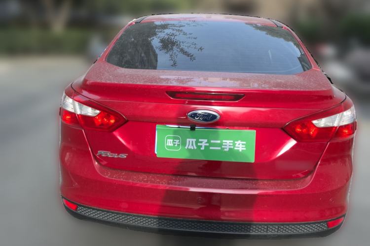 Used Ford Focus 2012 Sedan 1.6L Automatic Fashion Edition