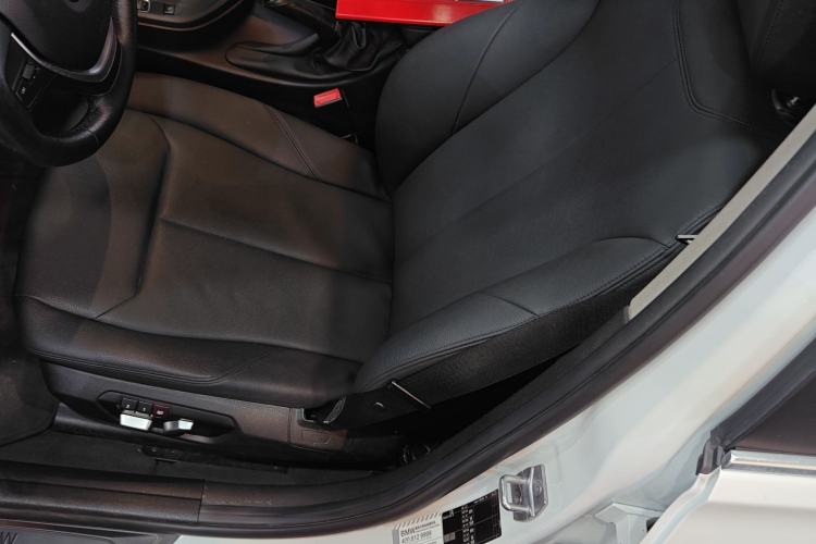 Used BMW 3 Series 2017 320Li Fashion Model
