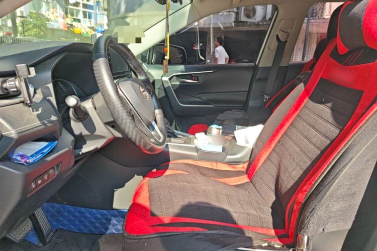 Used Toyota RAV4 2020 2.0L CVT Two-Wheel Drive Fashion Edition Left Front Seat