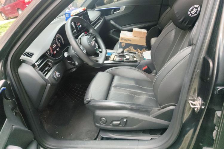 Used Audi A4L 2023 40 TFSI Luxury Dynamic Model