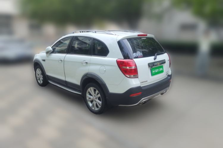 Used Chevrolet Captiva 2015 2.4L 4x4 Flagship Edition 7-Seater Rear Left 45 Deg
