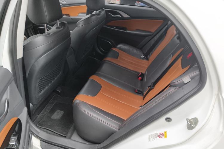 Used BYD Qin New Energy 2015 1.5T Dual-Crown Flagship Plus Edition
