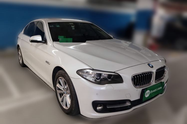 Used BMW 5 Series 2014 520Li Elegant Model

