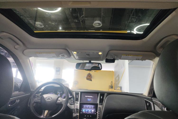 Used Infiniti Q50L 2016 2.0T Enjoyment Edition
