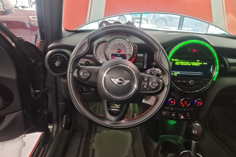 Used MINI 2016 2.0T COOPER S Performance Edition Five-Door Version
