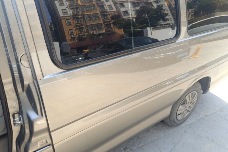 Used FORTHING Lingzhi 2022 M5L 1.6L Utility Model 7 Seats Left Rear Seat