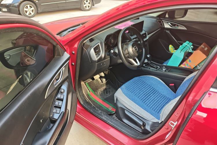 Used Mazda 3 Axela 2017 Sedan 1.5L Automatic Luxury Model Emission Standard China V