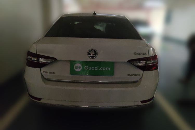 Used Skoda Superb 2016 TSI330 DSG Smart Drive Edition
