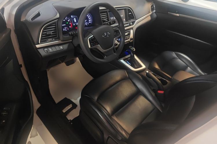 Used Hyundai Elantra (6th Generation / Lingdong) 2016 1.6L Automatic ZhiXuan – Elite Version Left Front Seat