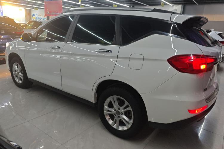 Used Haval M6 2017 1.5T Automatic Two-Wheel Drive Elite Model