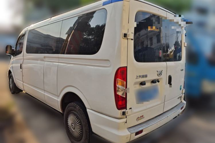 Used SAIC MAXUS Xintu V80 2023 2.0T Manual Classic Aoyuntong Long Wheelbase Ultra-Low Roof 6/7/8/9-Seater