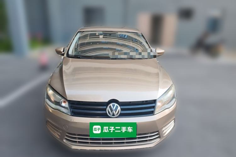 Used Volkswagen Jetta 2013 1.6L Manual Fashion Edition Front