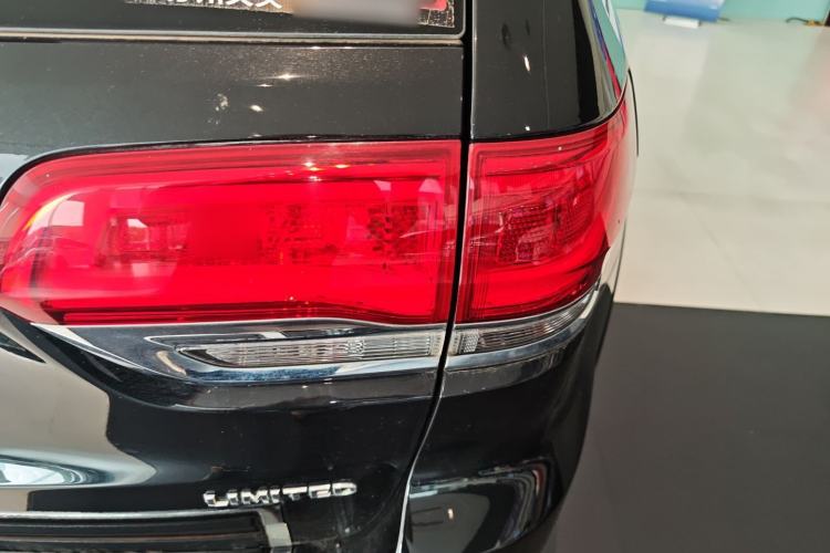 Used Jeep Grand Cherokee 2015 3.0L Comfort Navigation Edition
