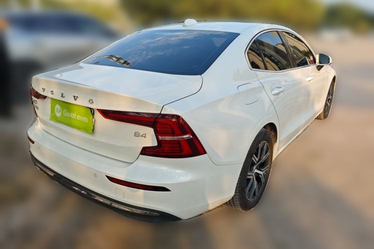 Used Volvo S60 2025 B4 Zhiyi Luxury Edition Rear Right 45 Deg