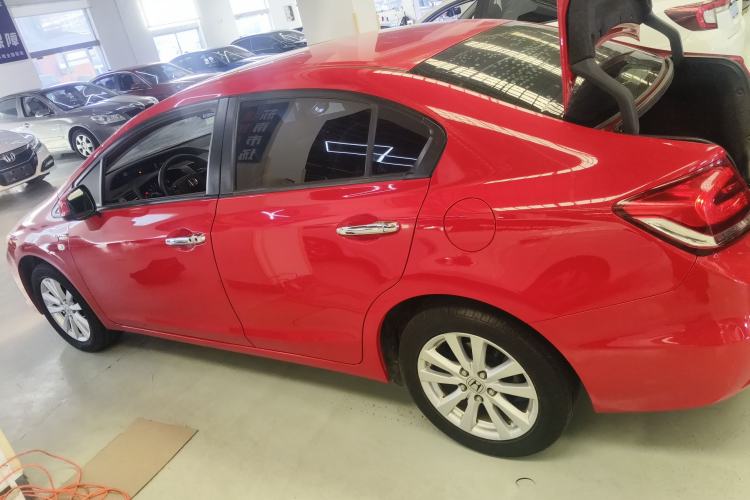 Used Honda Civic 2014 1.8L automatic comfort version
