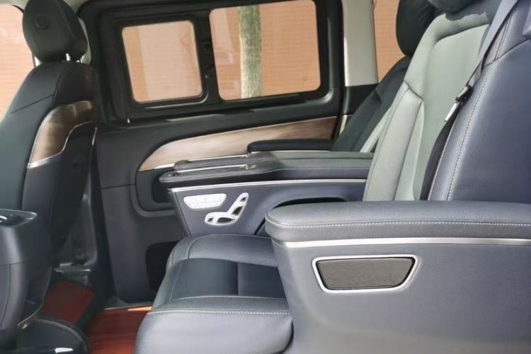 Used Mercedes-Benz V-Class 2020 V 260 Prestige Edition
