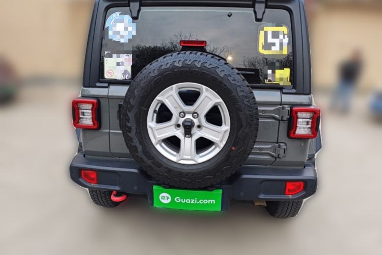 Used Jeep Wrangler 2019 2.0T Sahara Four-Door Version China VI Emission Standard Rear