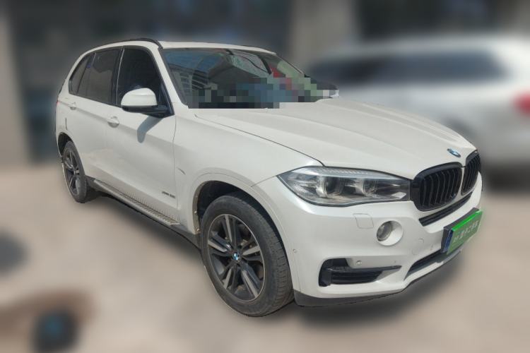 Used BMW X5 2018 xDrive35i Elegant Edition Front Right 45 Deg