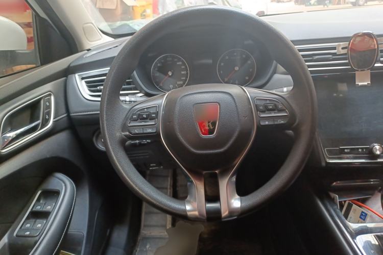 Used Roewe i5 2019 1.5L Automatic 4G Connected Langhao Edition
