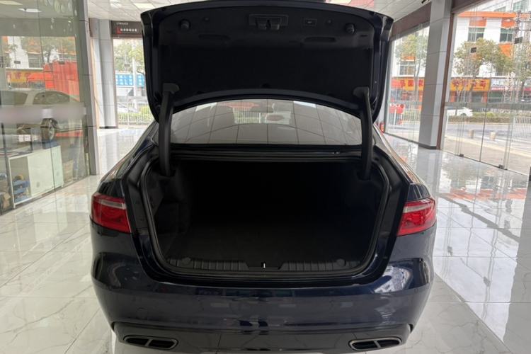 Used Jaguar XFL 2018 XFL 2.0T 250 PS Luxury Edition