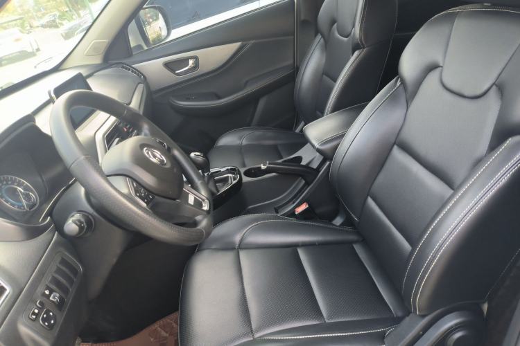 Used Dongfeng Fengon S560 2018 1.8L Manual Urban Model 5 Seats
