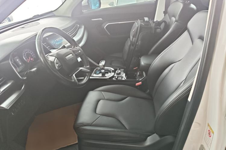 Used Haval H6 2017 Red-Label 1.3T Automatic Two-Wheel Drive ZhiShang Model
