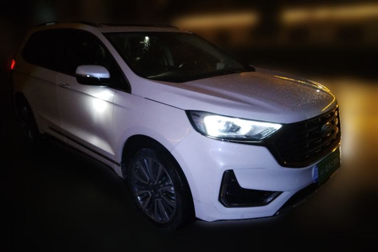 Used Ford Edge 2021 PLUS EcoBoost 245 Two-Wheel-Drive Titanium 7-Seater
