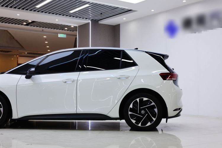 Used Volkswagen ID.3 2025 Smart Edition Outstanding Model Exterior 7