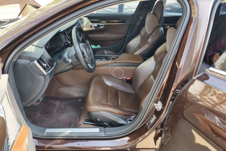 Used Volvo S90 2017 T5 Zhiyuan Edition
