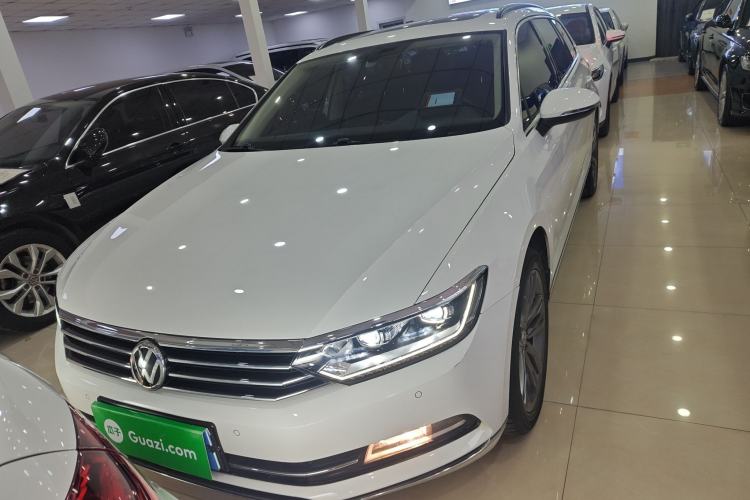Used Volkswagen Variant 2018 380TSI Two-Wheel Drive Comfort Edition