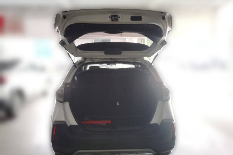 Used Honda LIFE 2021 1.5L CVT CRO-S Fun Edition Trunk